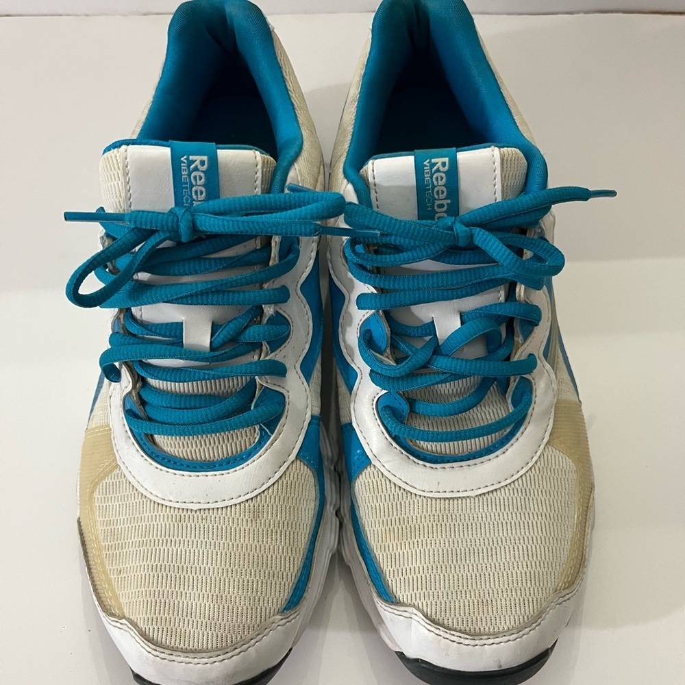 Reebok Women’s White and Blue Sneakers, Size 9.5
